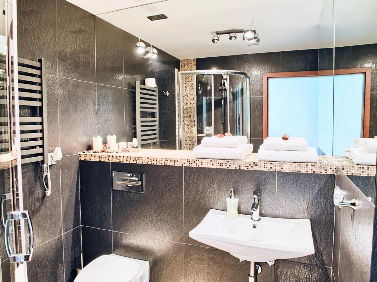Apartamenty Ktw Debowe Tarasy Katoviçe Dış mekan fotoğraf